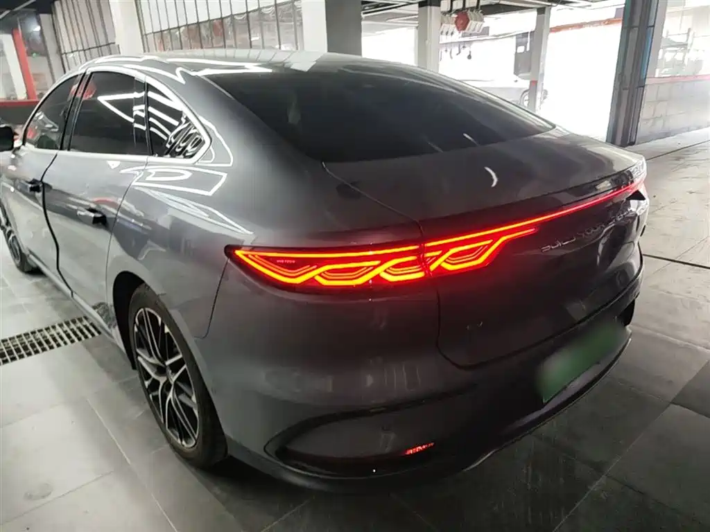 BYD Han 2025 Model EV 605KM Premium Version фото 5