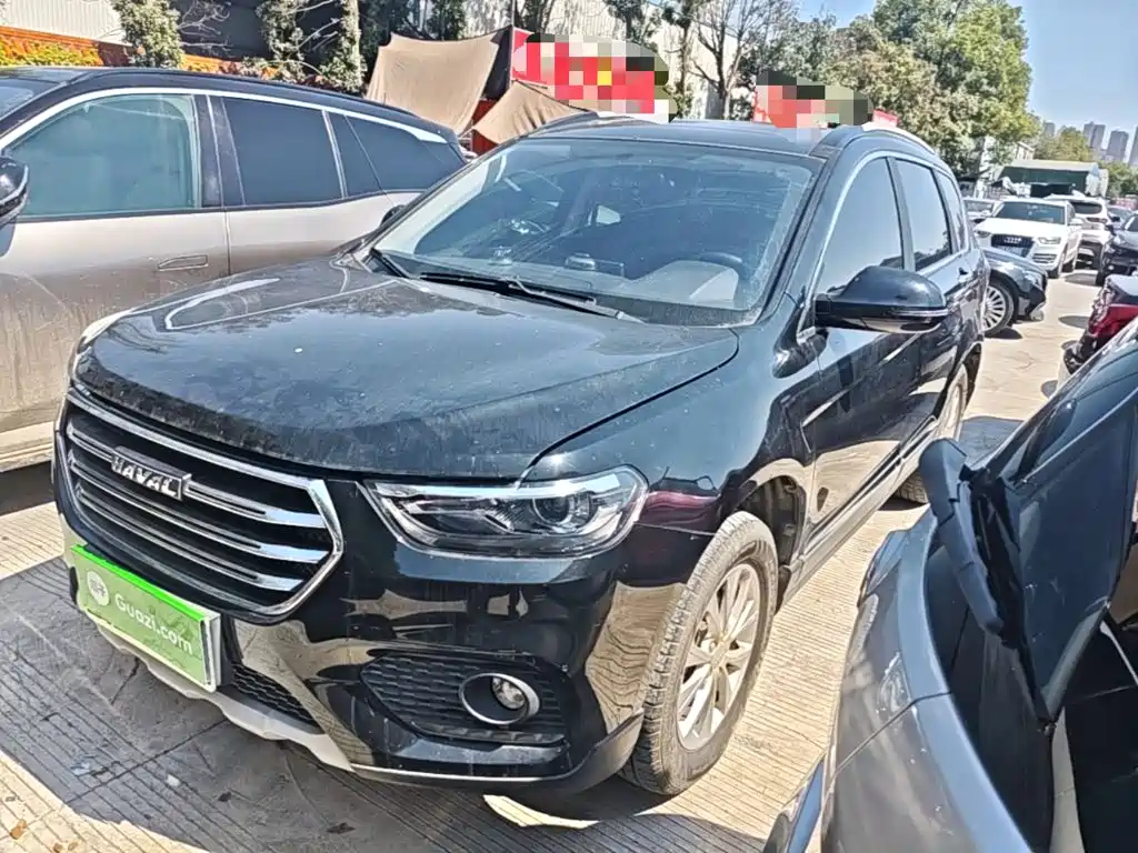 Photo 2 - Haval H6