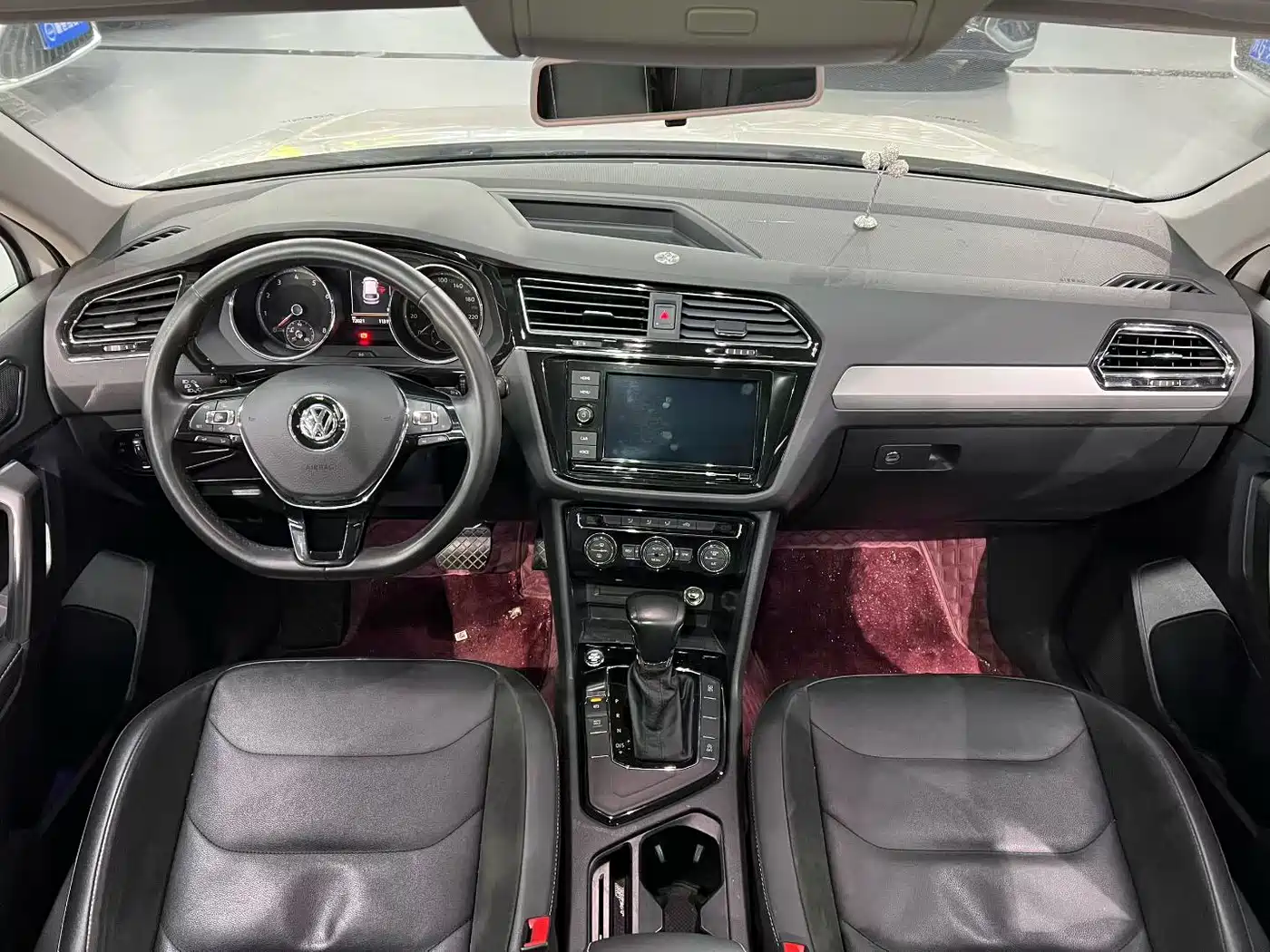 Volkswagen Tiguan L 2019 330TSI Automatic 2WD Panorama Comfort Edition China VI фото 5