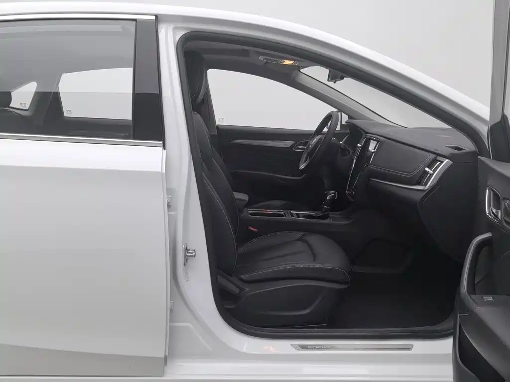 Roewe i6 2019 2019 PLUS 1.6L CVT 4G Connected Flagship Great Edition