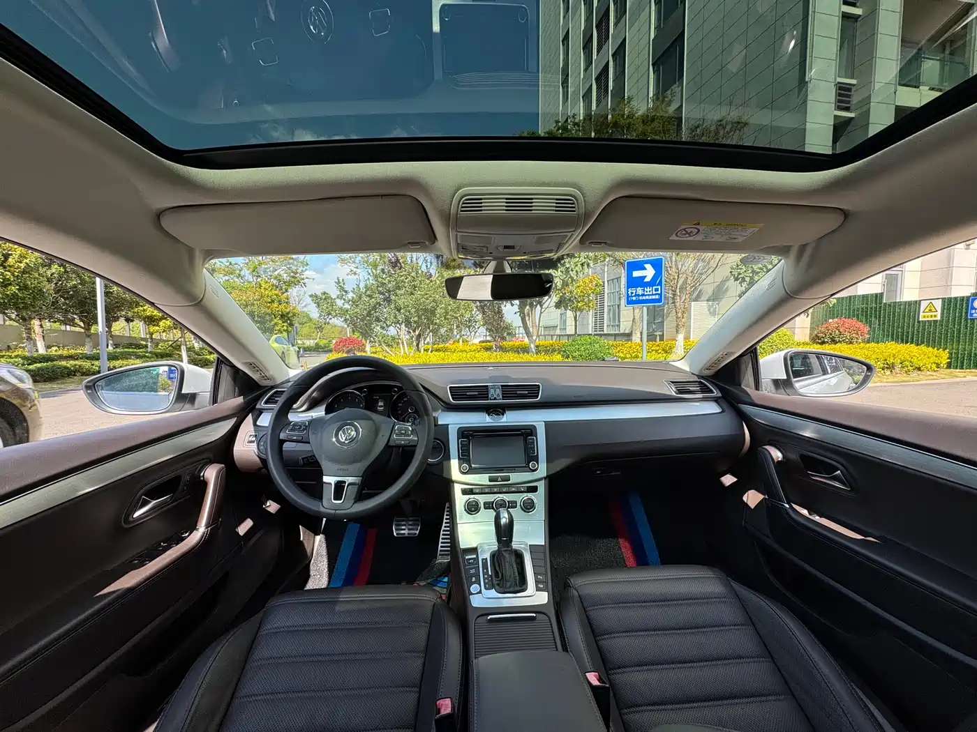 Volkswagen FAW-Volkswagen CC 2016 Model 1.8TSI Luxury фото 18