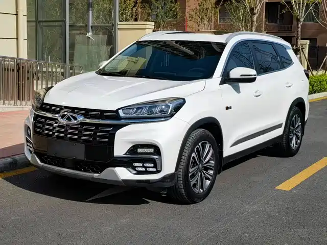 CHERY TIGGO 8