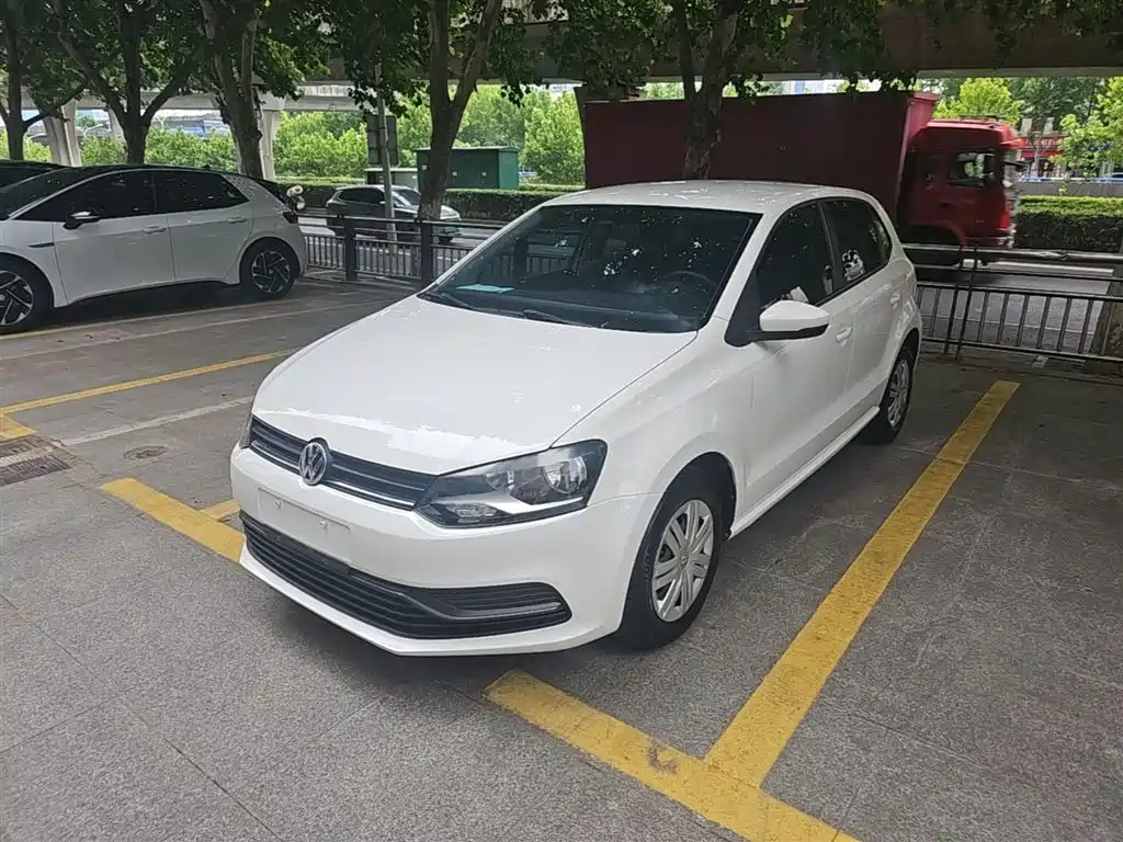 Volkswagen Polo 2016 1.4L Automatic Trend