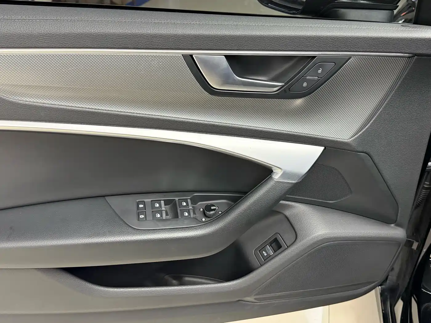 Audi A6L 2021 45 TFSI Exclusive Sport фото 7