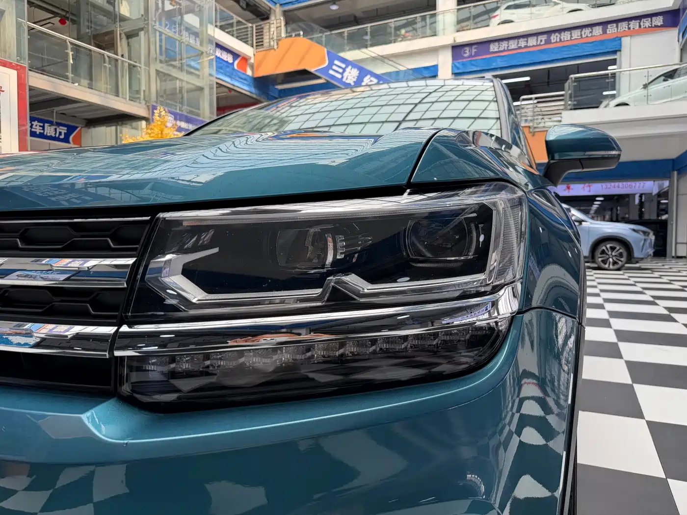 Volkswagen Tharu 2022 280TSI FWD Luxury Edition фото 20