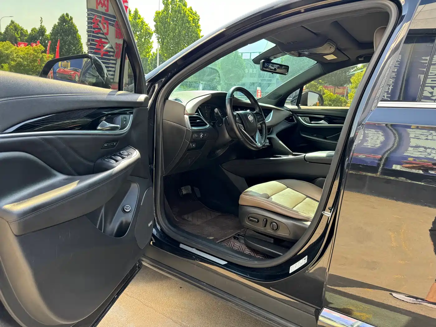 Buick Enclave 2020 28T 4WD Flagship Model фото 8