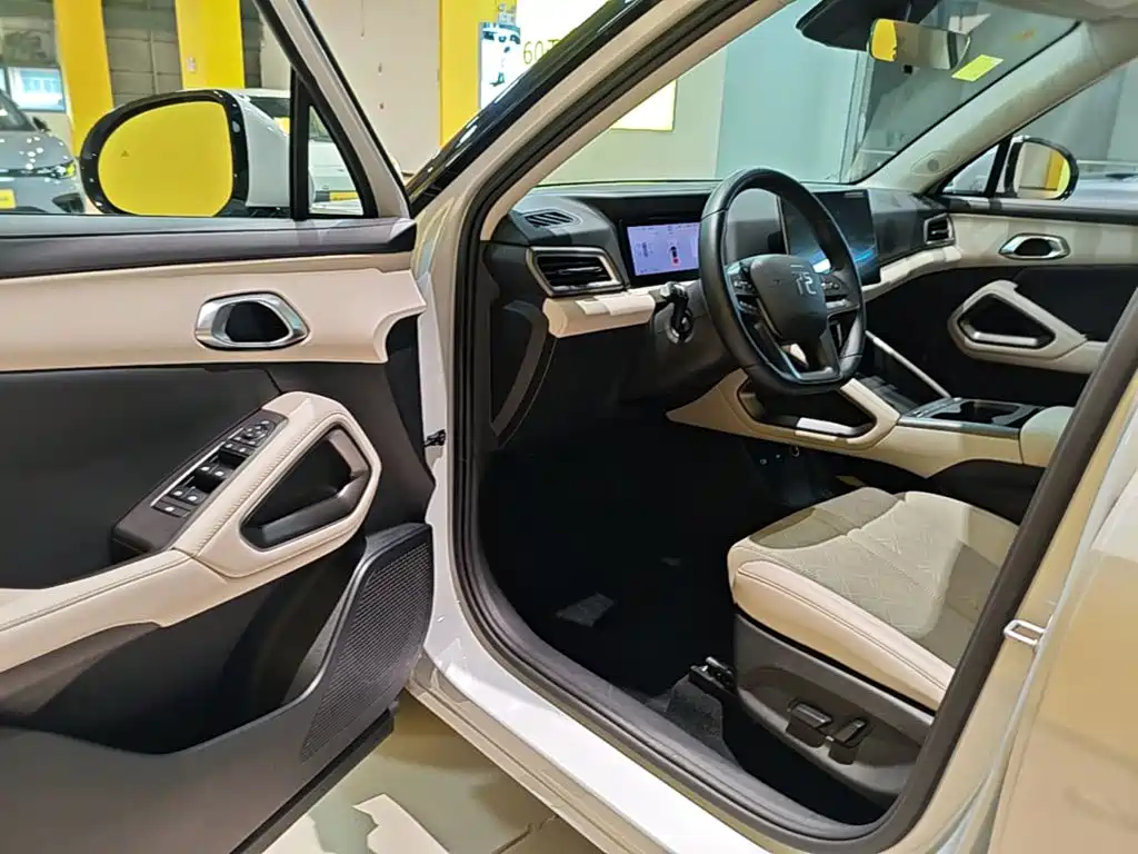 BYD Yuan UP 2025 2025 Smart Drive Edition 401KM Leading Type
