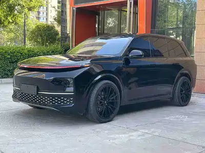 Li Auto L8