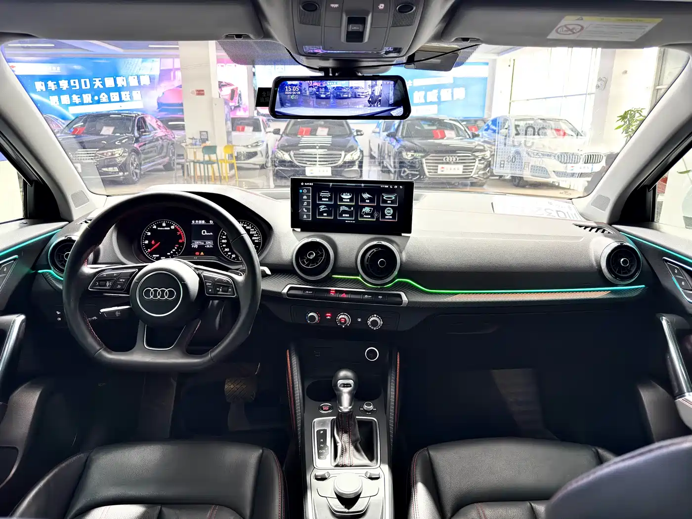 AUDI Q2L