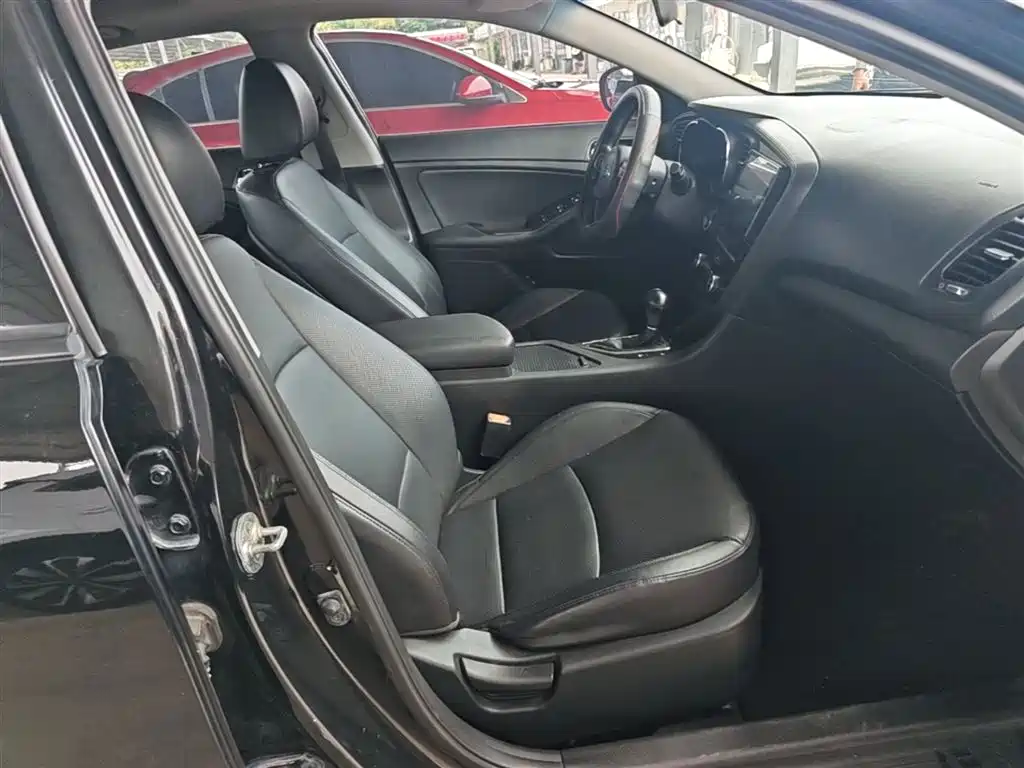 Kia K5 2014 2.0L Automatic LUXURY фото 25