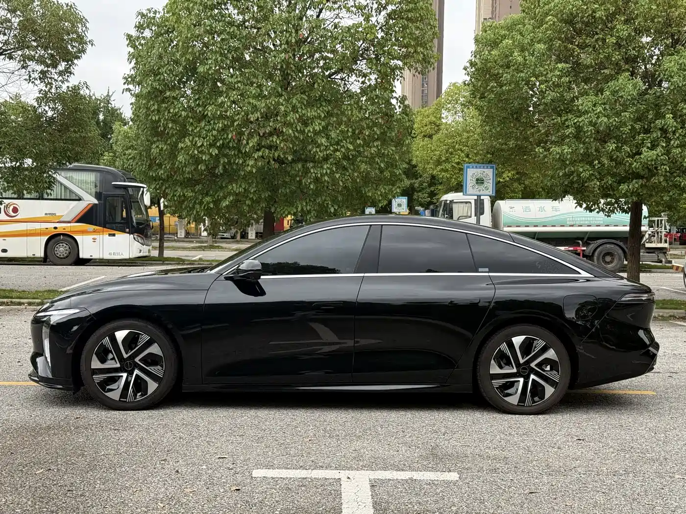 Dongfeng Fengxing Stellar S7 2025 2024 555 Luxury Edition