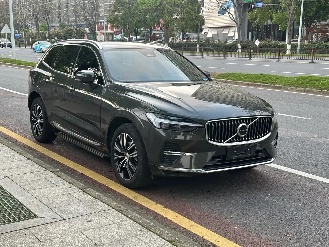 VOLVO XC60