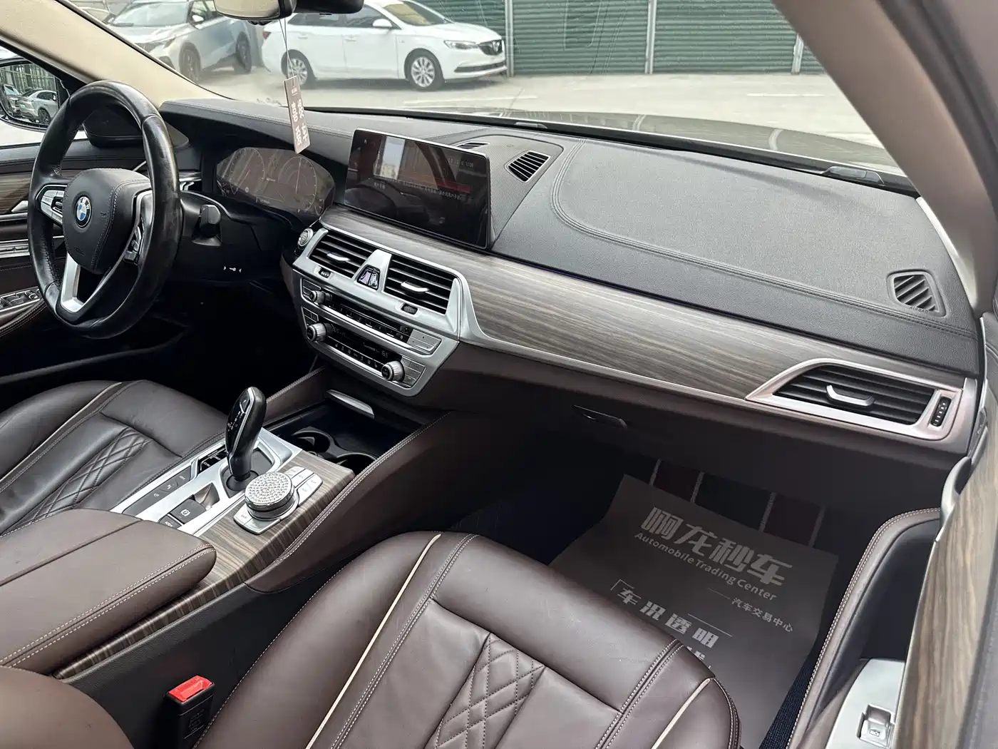 BMW 5 Series New Energy 2019 Facelift 530Le Luxury Package фото 8