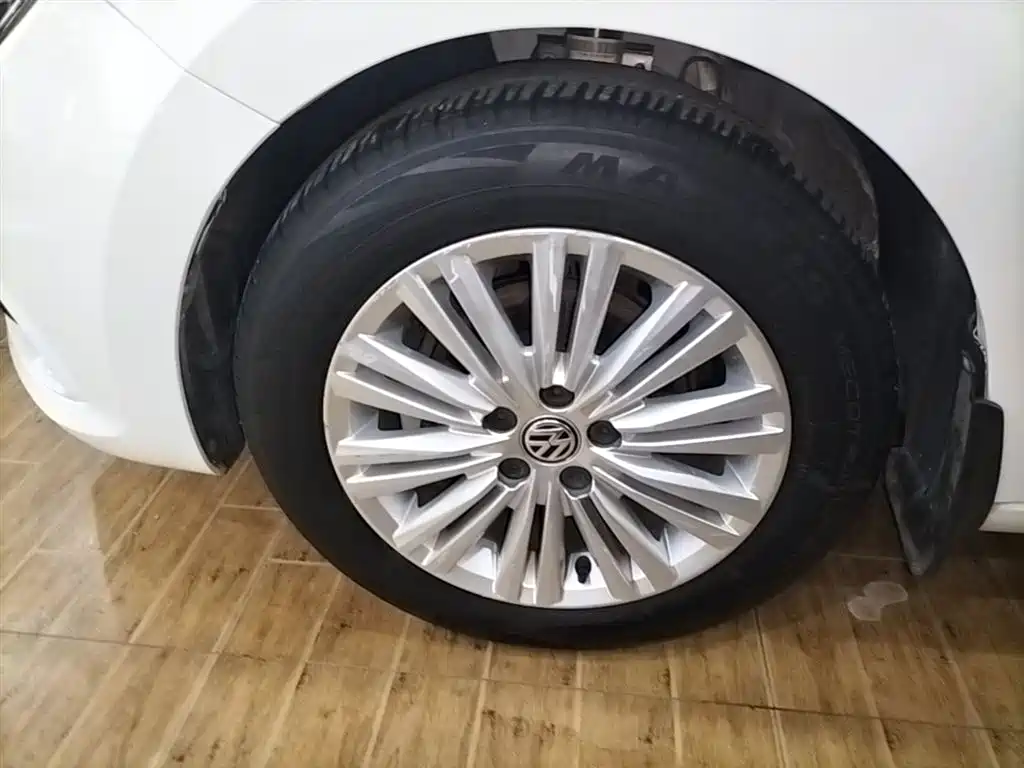 Volkswagen Santana 2018 1.5L Automatic Comfort Edition фото 23