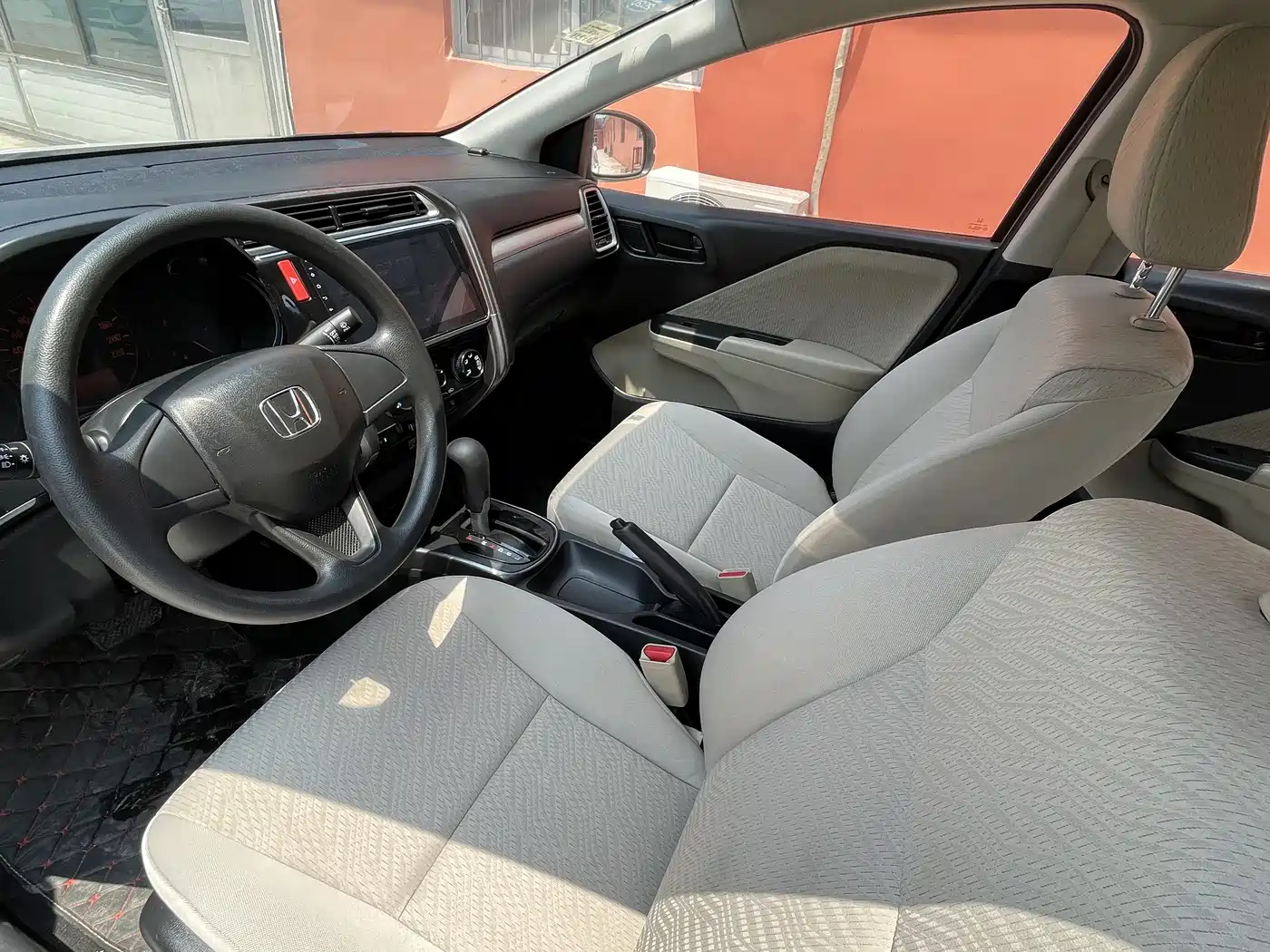 Honda Greiz 2018 2016 1.5L CVT Classic Edition