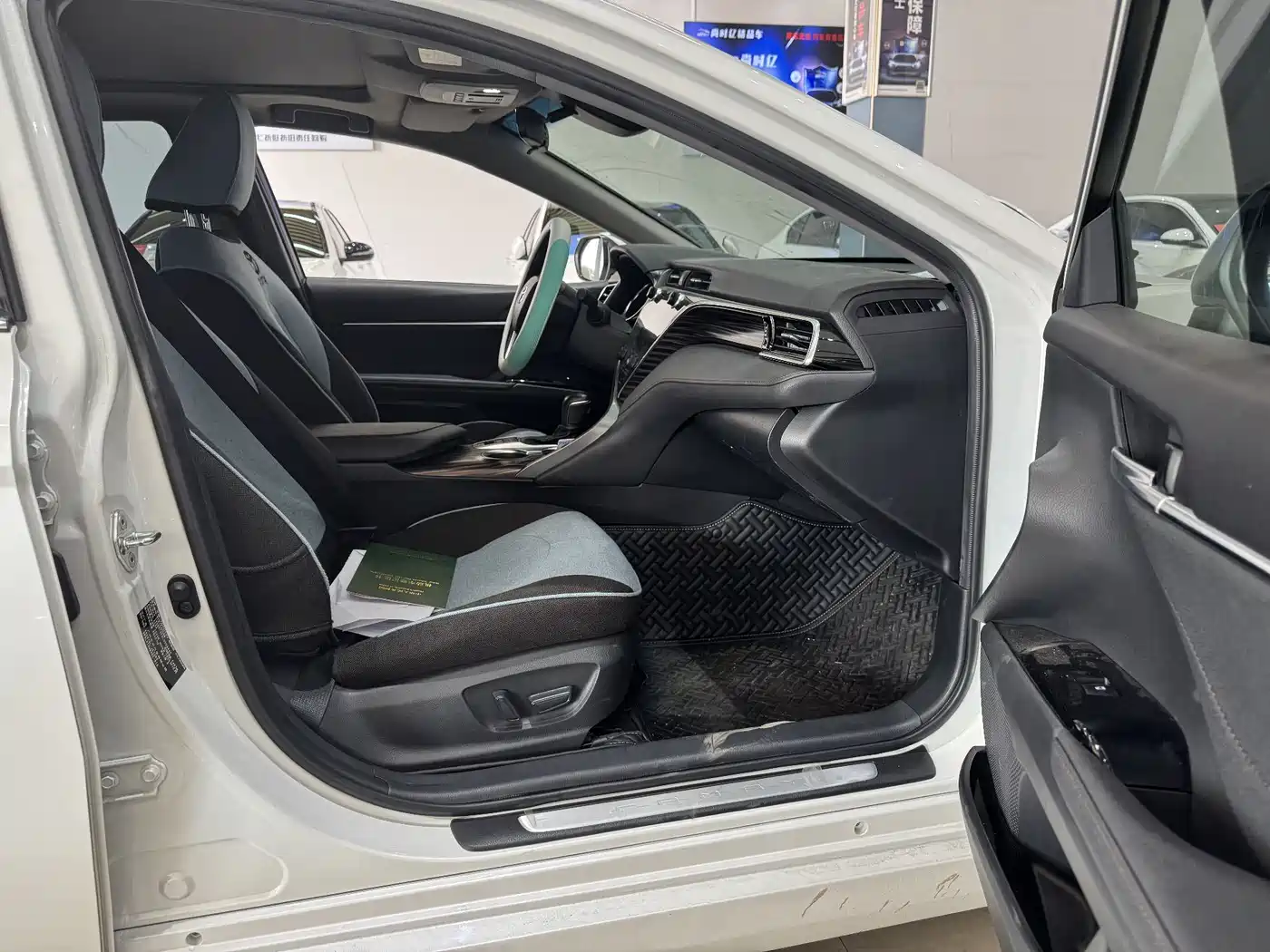 Toyota Camry 2019 2.5G Luxury (China V) фото 12