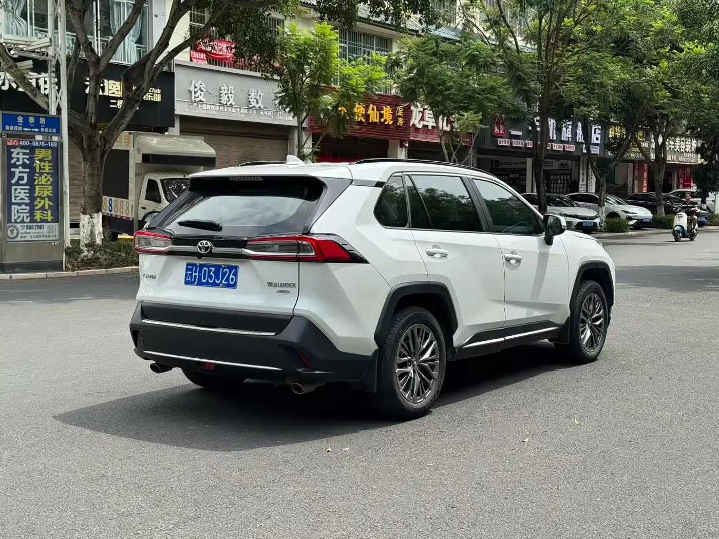 Toyota Wildlander 2024 2.0L CVT 4WD Luxury PLUS Edition фото 4