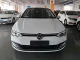 Photo 3 - Volkswagen Golf