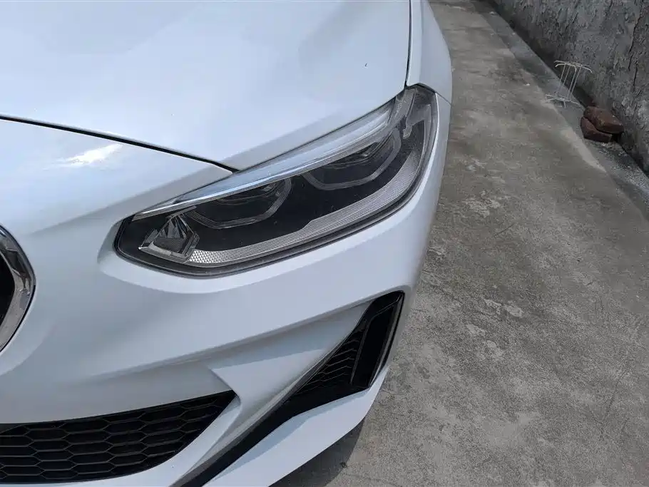 BMW 1 Series 2019 118i M Sport Package фото 5