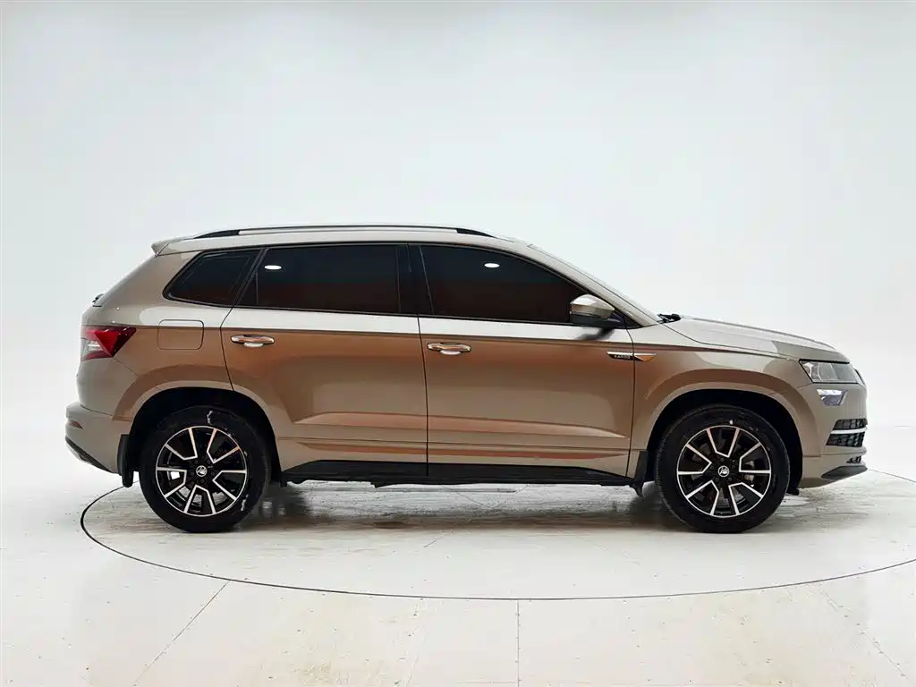 Škoda Karoq 2022 TSI280 Premium Edition фото 9