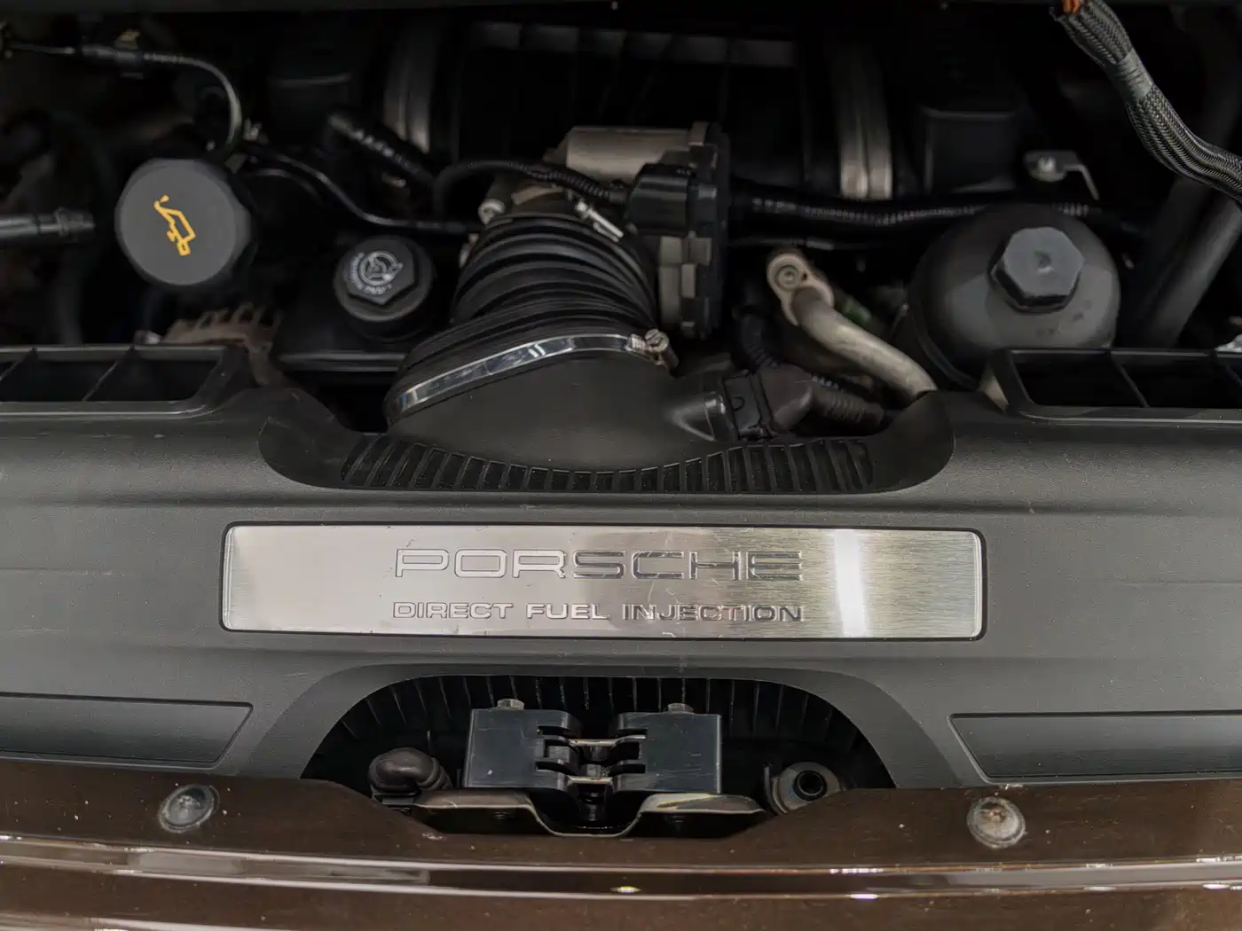 Porsche 911 2010 Carrera 4 3.6L фото 26