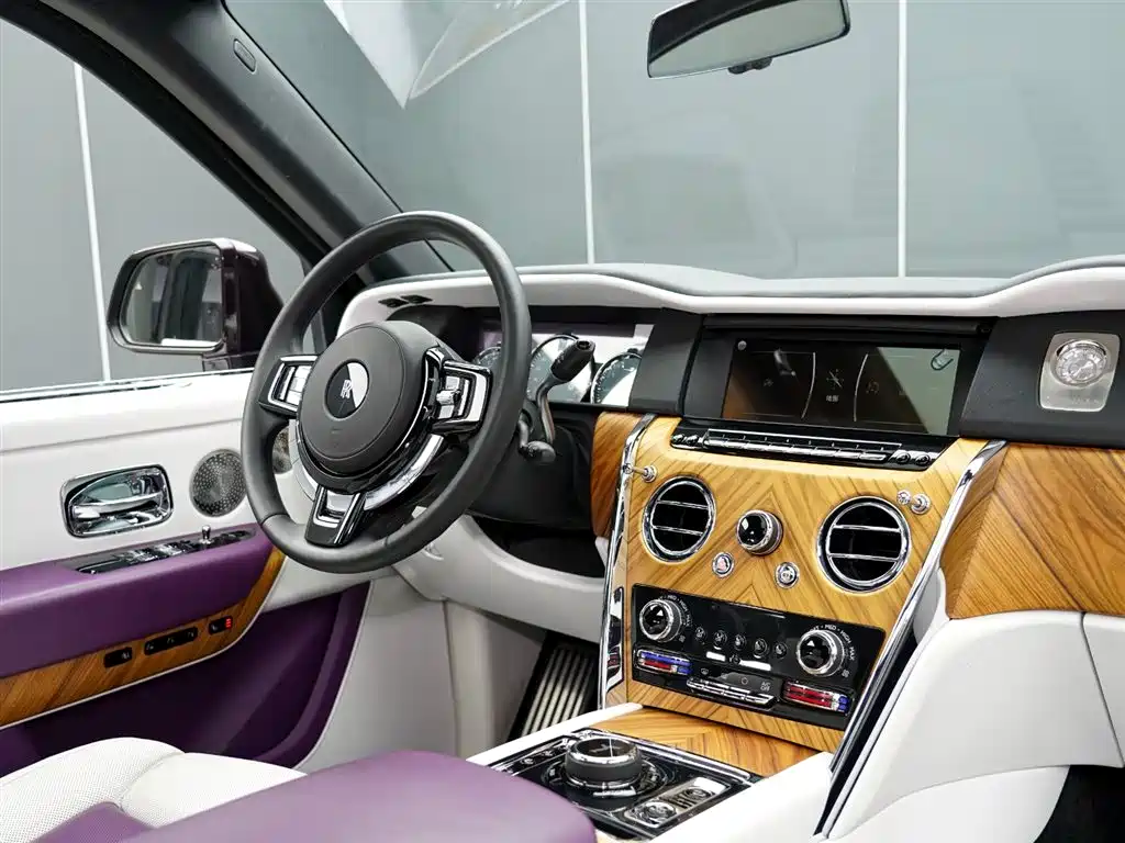 ROLLS-ROYCE CULLINAN