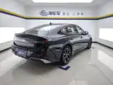Photo 3 - Hyundai Sonata