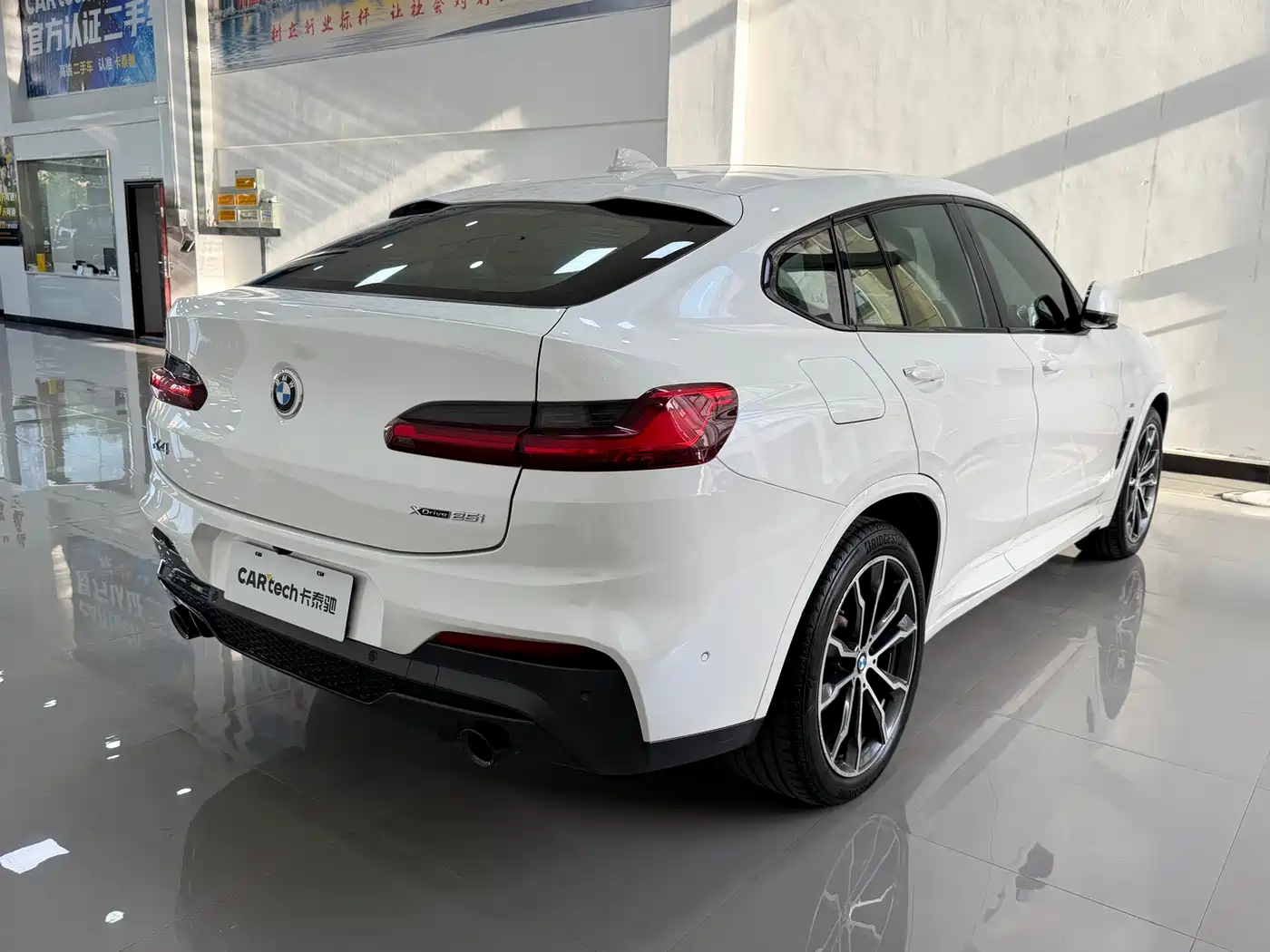 BMW X4 2021 xDrive 25i M Sport Glorious Night Package фото 8