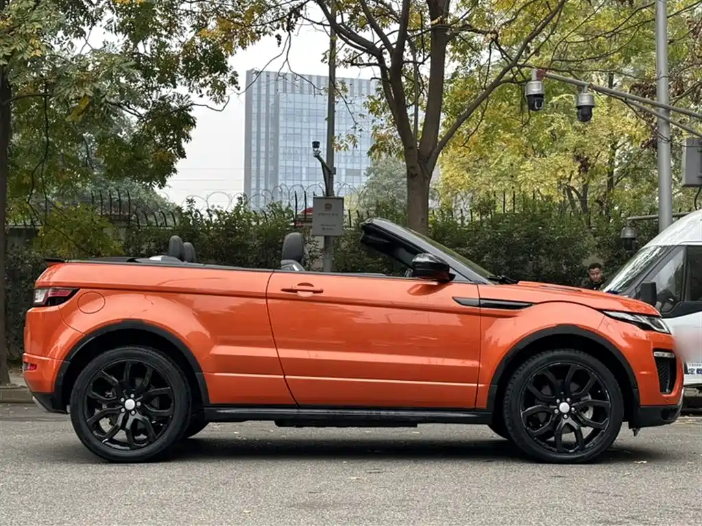 Land Rover Range Rover Evoque (Import) 2017 2.0T Convertible фото 23