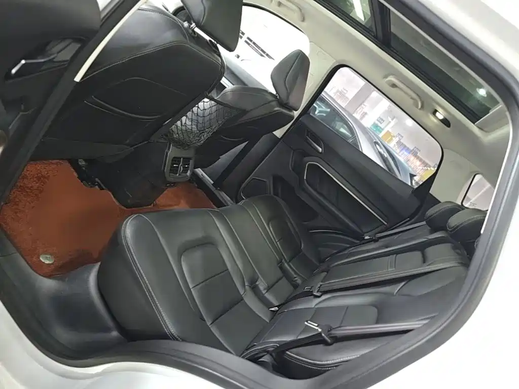 Фото 17 - Haval H6