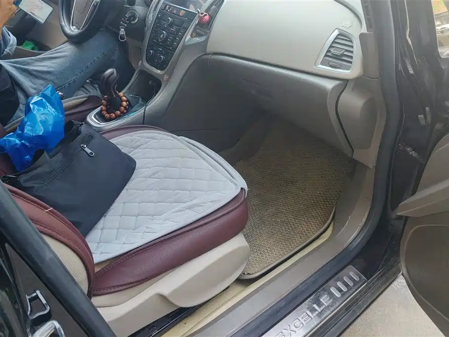 Buick Excelle 2013 Model GT 1.6L Manual Progressive фото 8