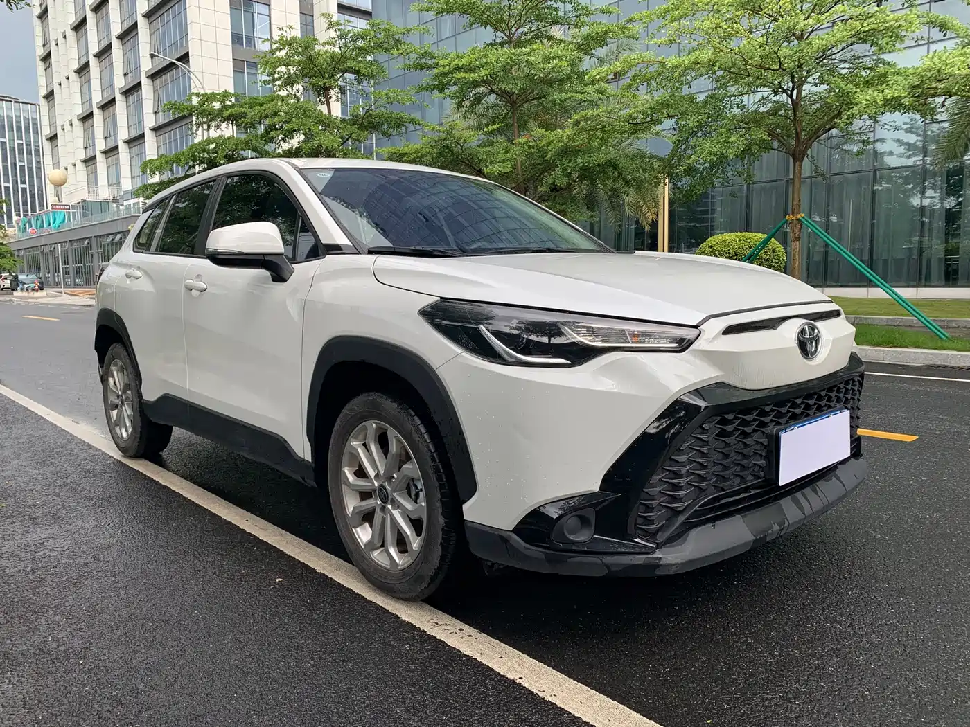Toyota Frontlander 2025 2024 2.0L CVT Elite Plus Edition