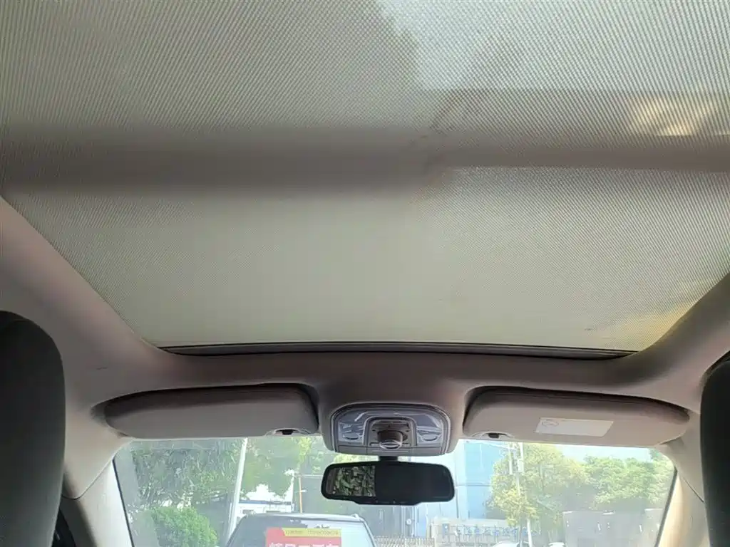 BYD Yuan New Energy 2019 EV360 Smart Connect Premium Edition фото 18