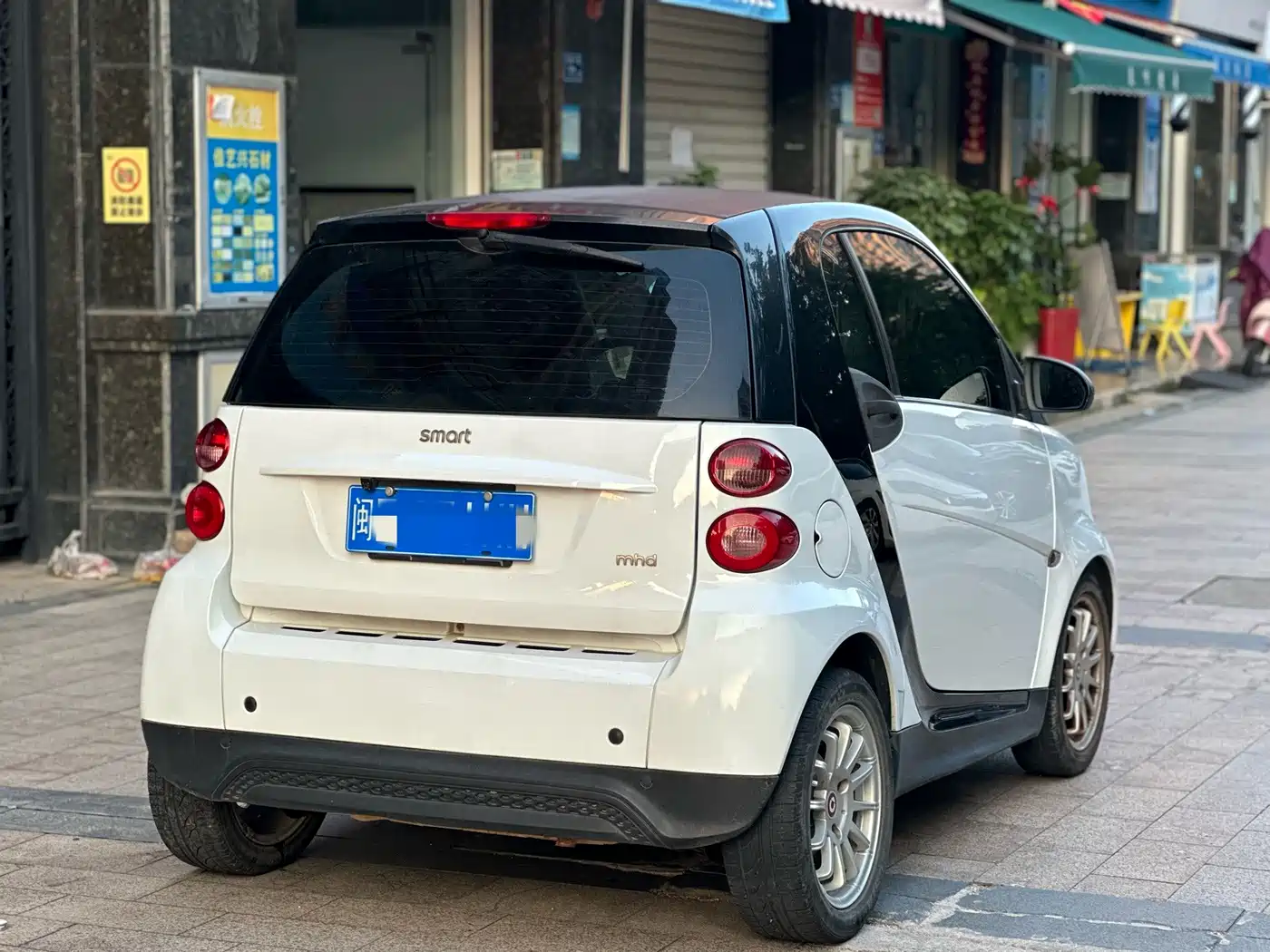 smart fortwo 2013 2012 1.0 MHD Hardtop Standard