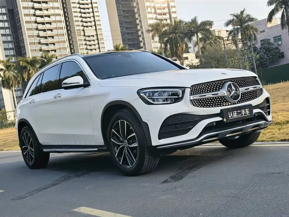 Mercedes-Benz GLC 2020 GLC 260 L 4MATIC Luxury фото 3