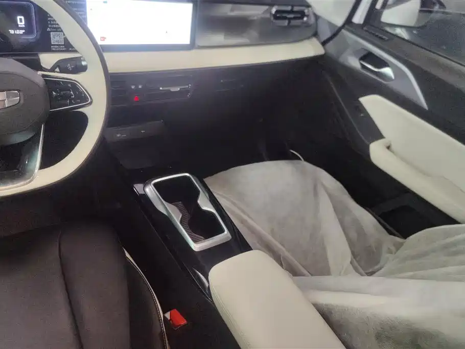 GEELY GEOMETRY E FIREFLY