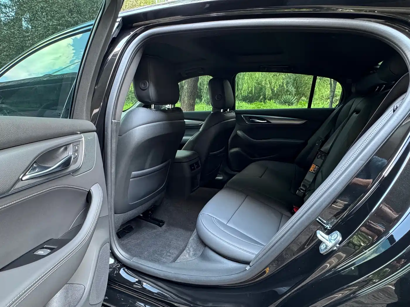 Cadillac CT5 2026 2025 Model 28T Track Performance Edition