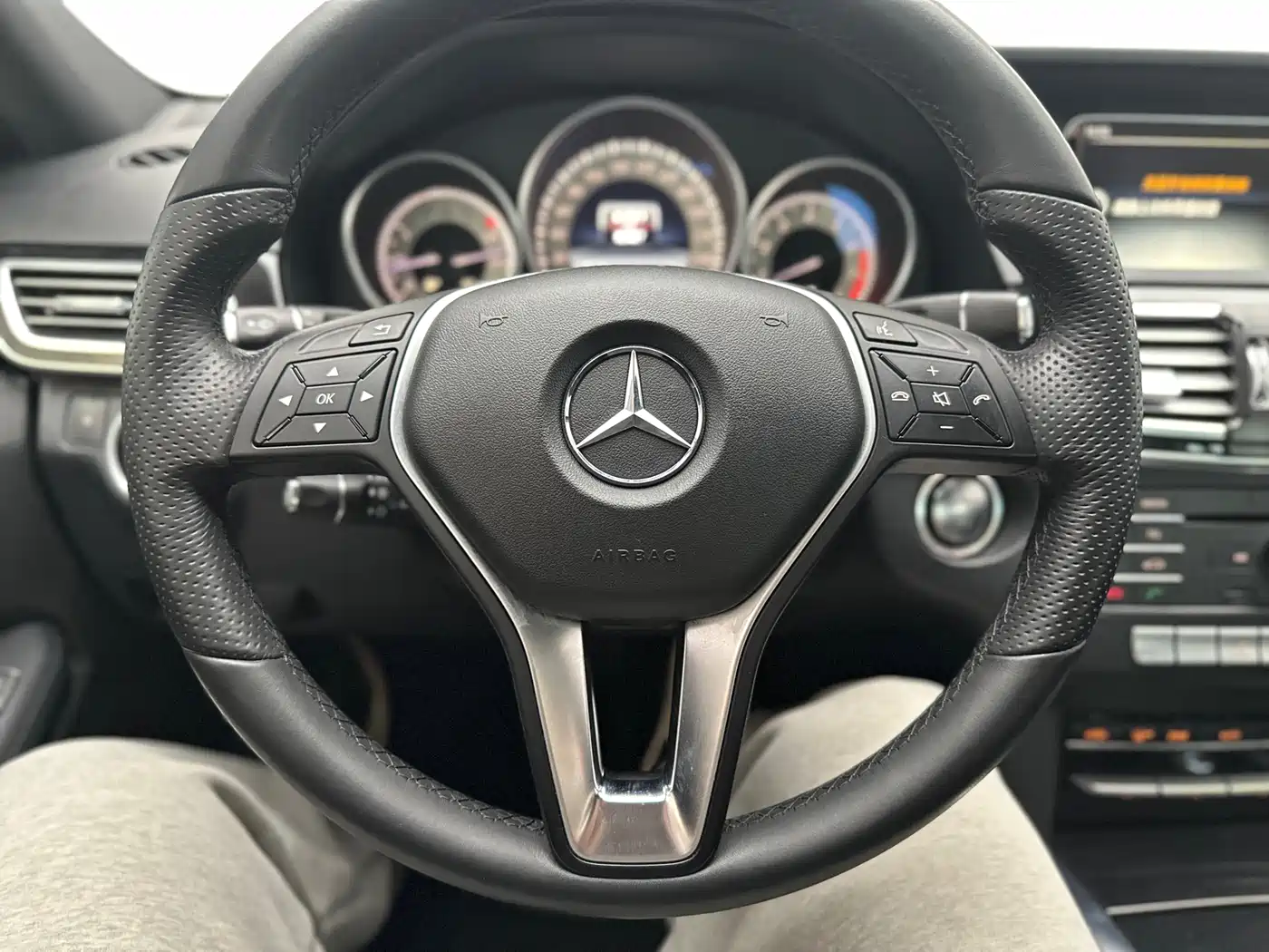 Mercedes-Benz E-Class 2015 Facelift E 260 L Sport фото 22