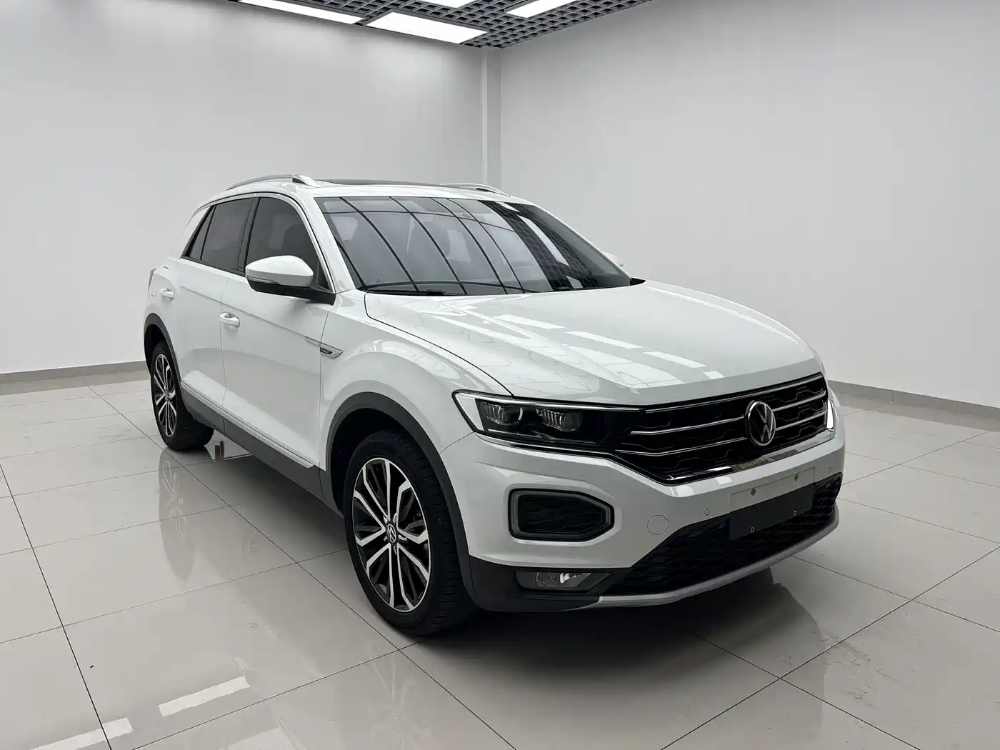 Volkswagen T-ROC 2022 280TSI DSG 2WD Comfort PLUS фото 3