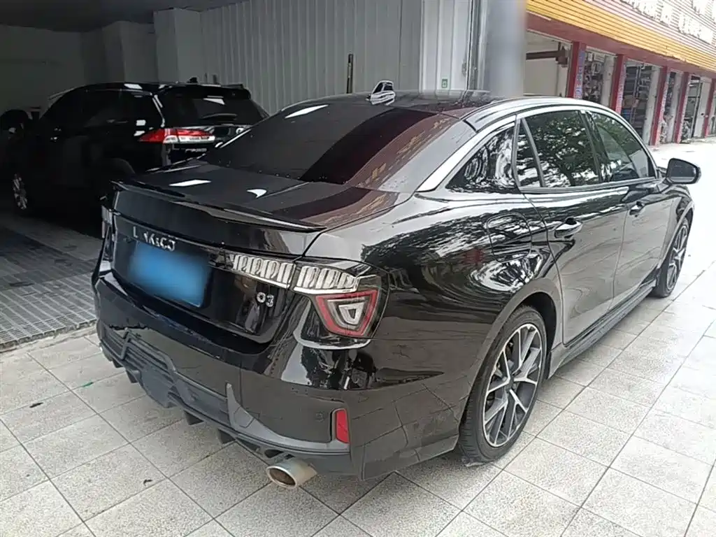 Lynk & Co 03 2021 2.0TD Auto Jin Champion Edition фото 7