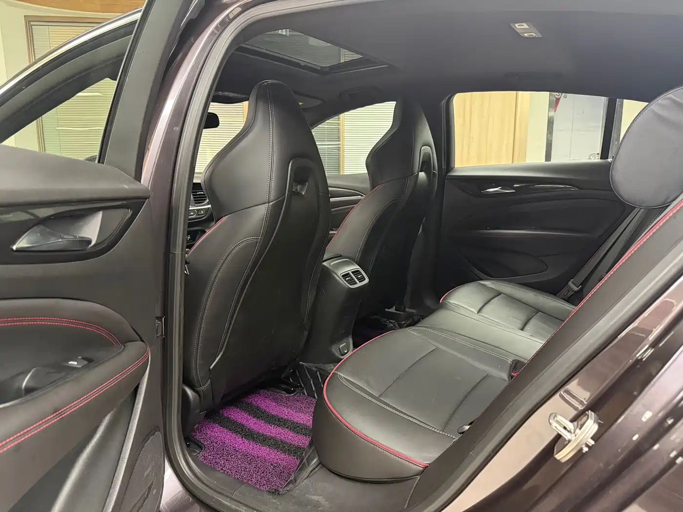 Buick Regal 2017 GS 28T Luxury Type фото 9