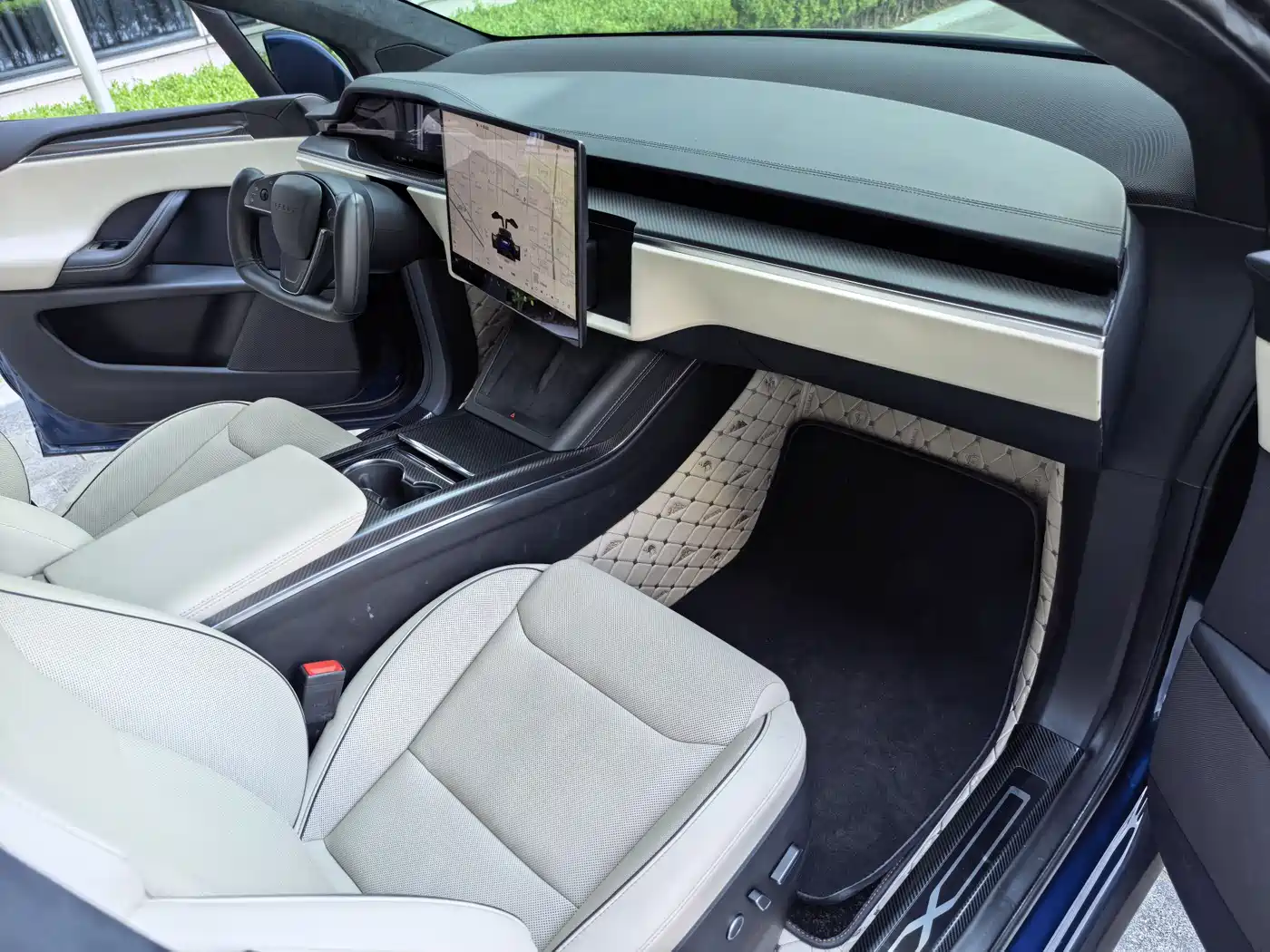 Tesla Model X 2023 Tri-motor AWD Plaid фото 30