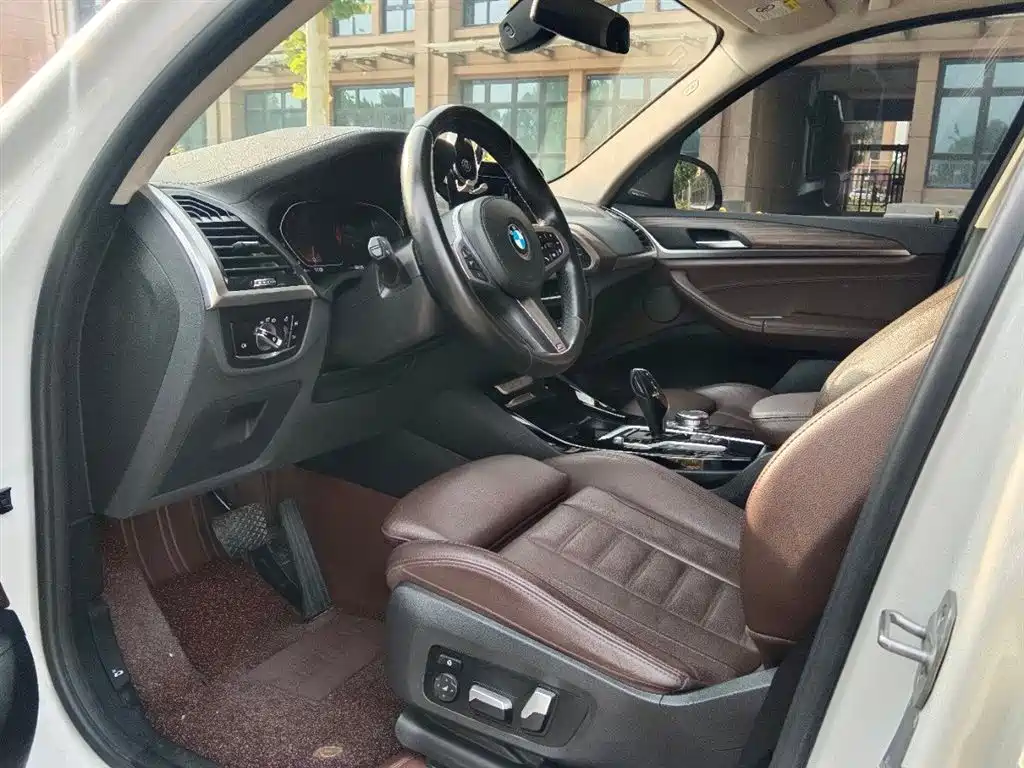 BMW X3 2021 xDrive28i Luxury Package фото 9