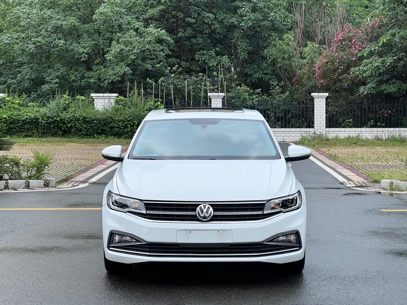 Volkswagen Bora 2021 1.5L Automatic 30th Anniversary Edition фото 2