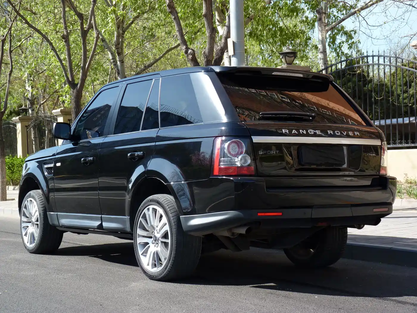 Land Rover Range Rover Sport 2013 5.0 NA V8 HSE фото 5