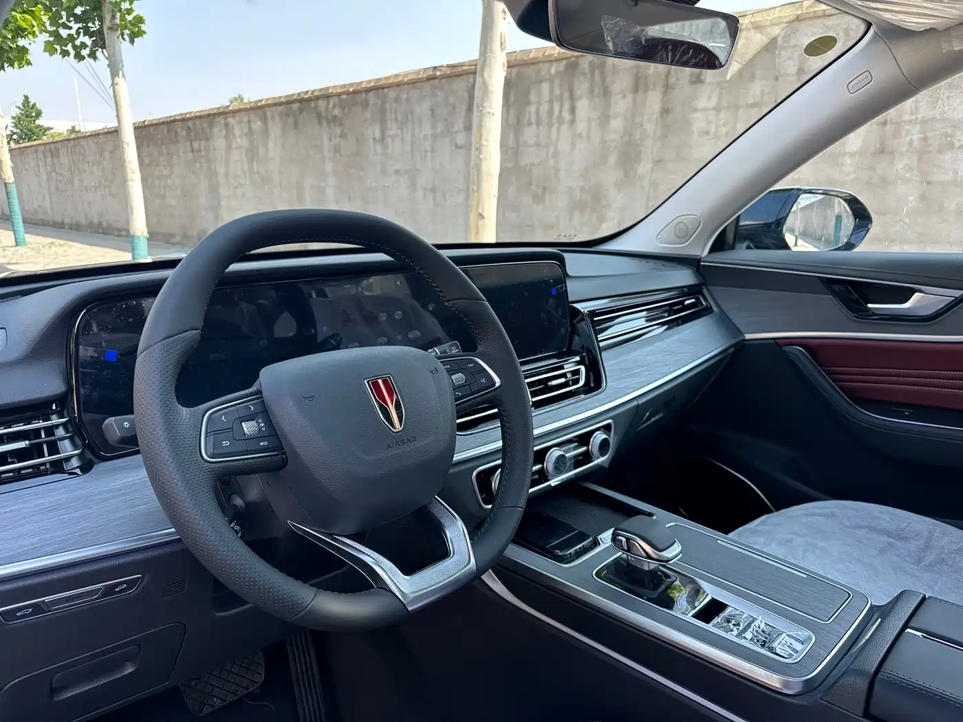 Hongqi HS5 2026 2.0T 2WD Qi Enjoyment Pro Edition фото 7