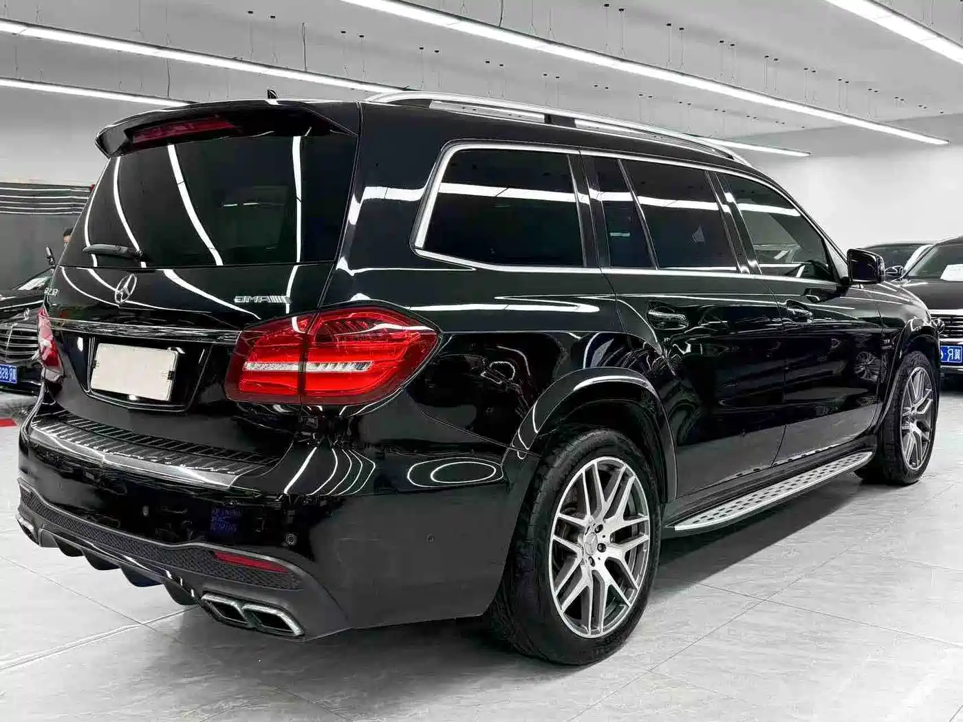 Mercedes-Benz GLS AMG 2017 2017 AMG GLS 63 4MATIC