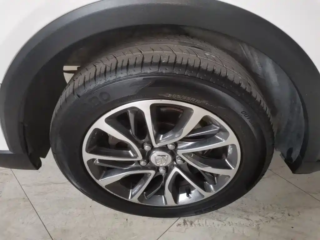 Baojun 730 2019 2019 1.5T CVT Fashion Edition 7-Seater China VI
