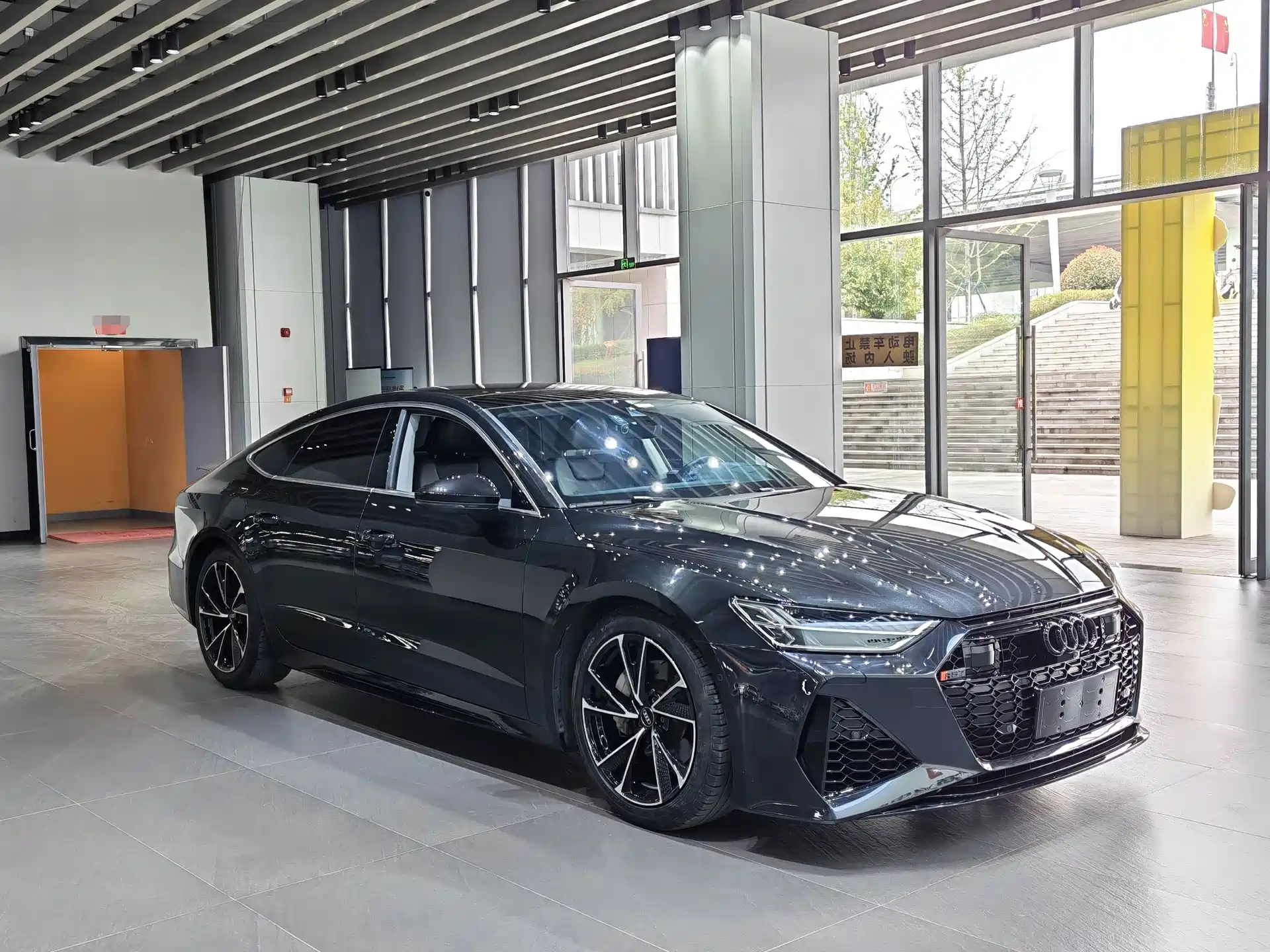Фото 3 - Audi A7