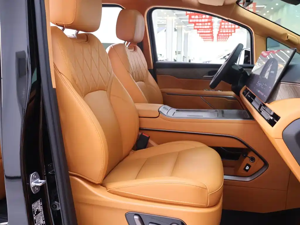 WEY Alpine 2025 2025 AWD Alpine 8